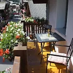 Alpine Apartment *