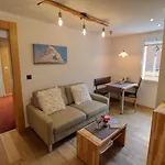 Alpine Apartment *